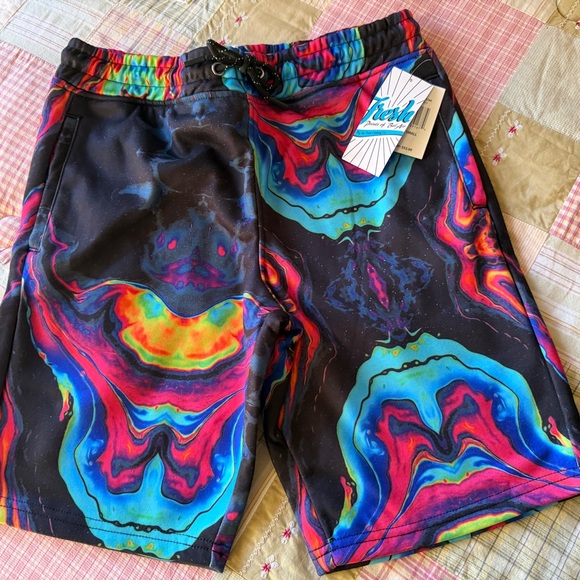 Fresh prince of BelAir Other - Vibrant Multicolor Shorts Men’s Size S NWT with side and back pockets 30” waist